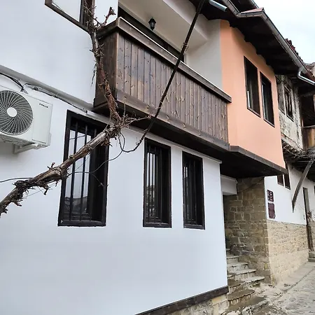 Vendégház St Sava Legendary House Veliko Tarnovo